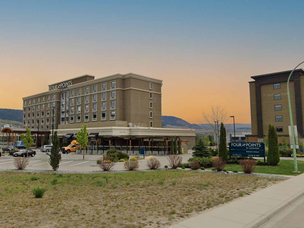 airport hotels near coffee shop for sale kelowna